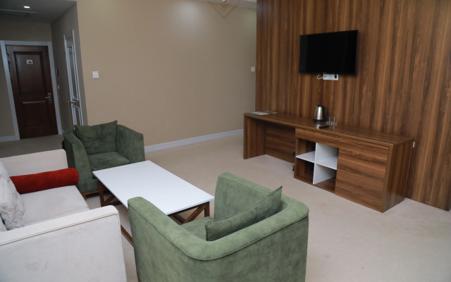 Arena Lankaran Hotel
