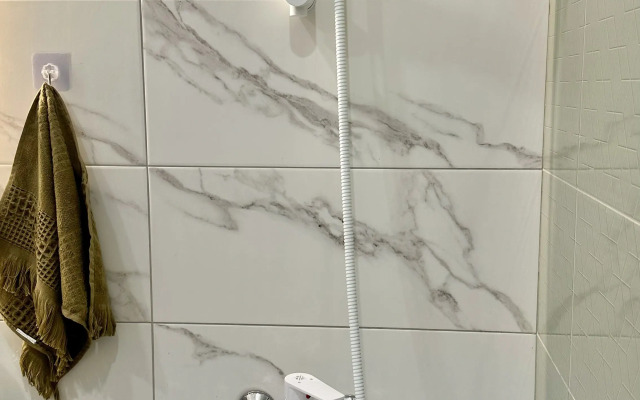 Izumrudnoye Shale 4 Etazh Flat