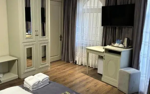 Parliament Palace Baku Hotel