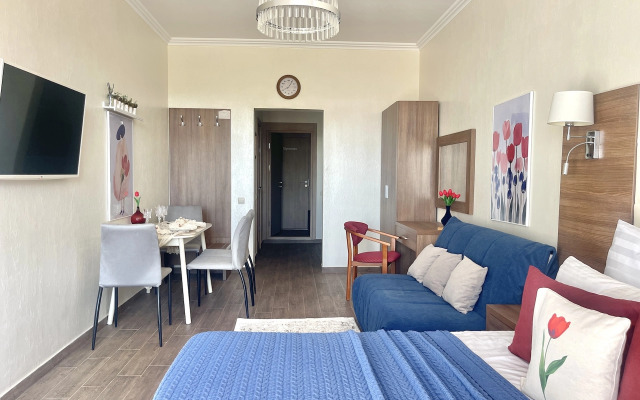 Izabell Flat