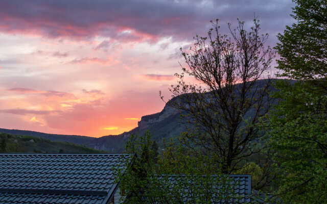 VillaLila Guest house
