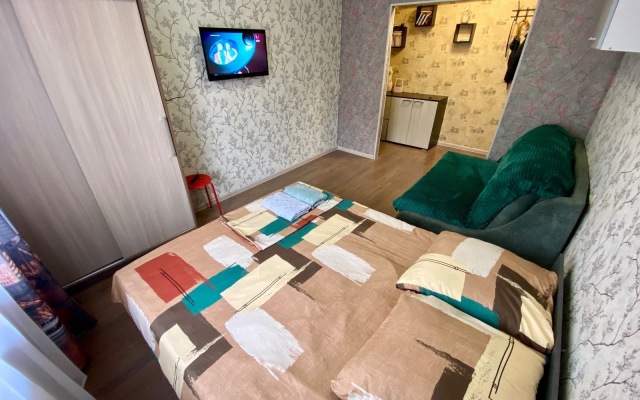 Kalininets 240 Flat