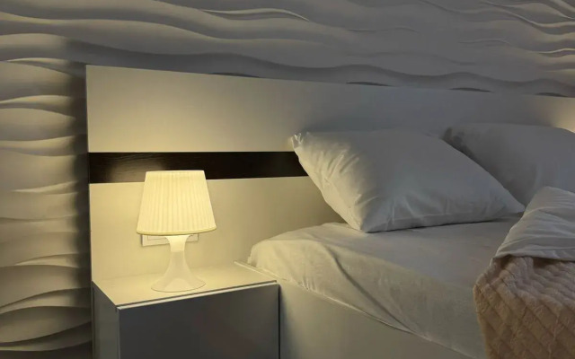 V Sovpemennom Zhilom Komplekce Flat
