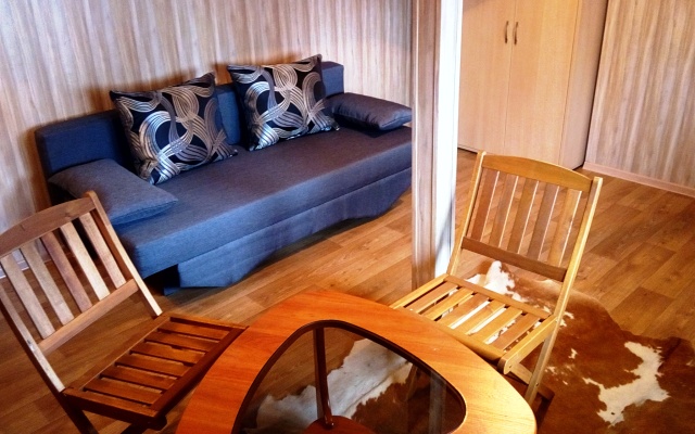 Central House Lesnoi Guest House