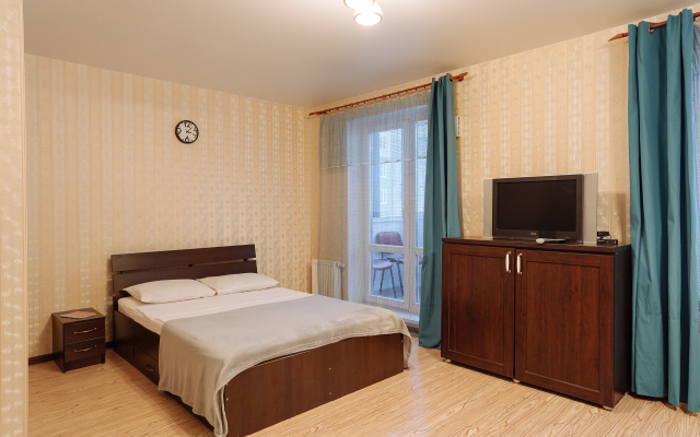 "9 Nochey" Na Sofyi Kovalevskoy 16 #1 Apartments