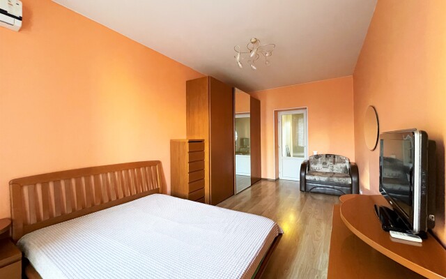 Апартаменты СуткиСпб на Коломенской 3