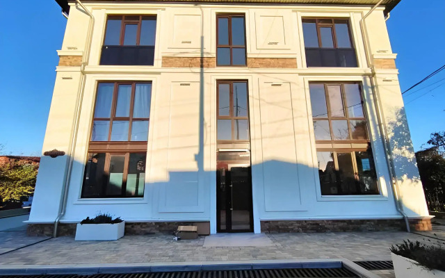 Апартаменты Взлётная 23