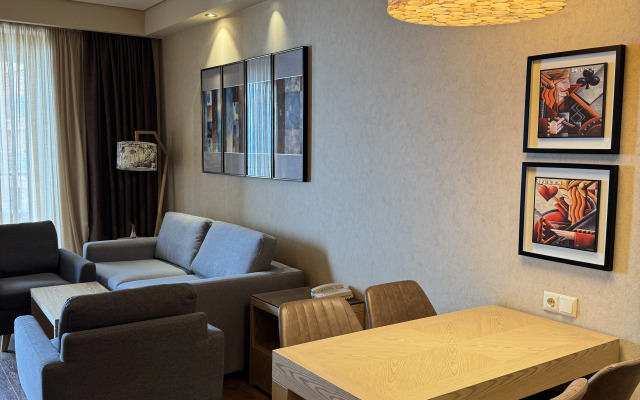 V Dreamland Oasis Apartments