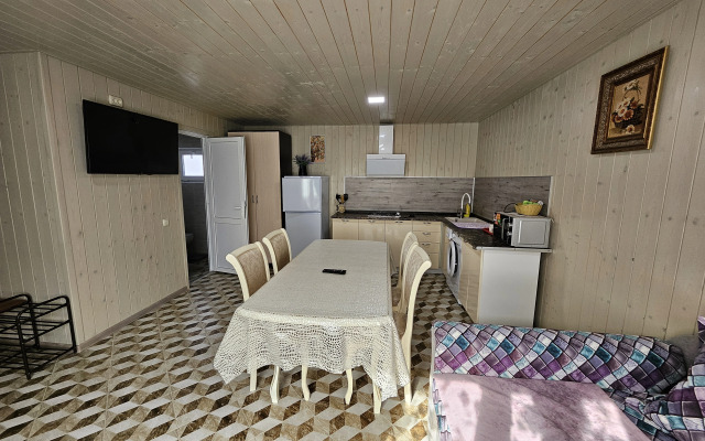 Гостевой дом С.Знаменское - пляж Беляус