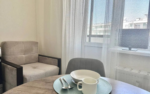 Na 5 Chelovek S Parkovkoy Flat
