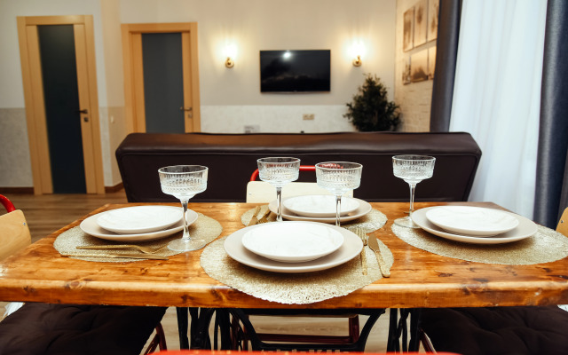 Апартаменты на Демонстрации №5