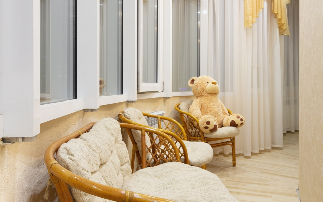 Na Pereulke Ostrovskogo 22 Flat
