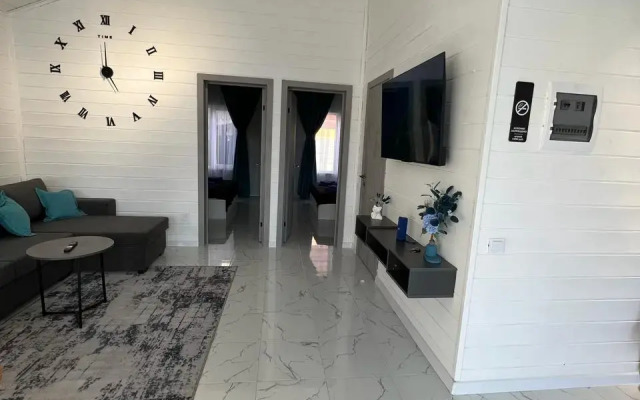 Na Beregu Morya Sea Breeze Bungalow