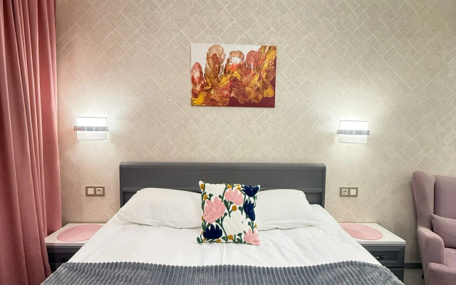 Квартира Луначарского 216