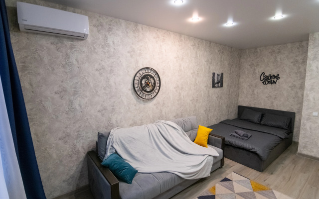 V tikhom rayone s khoroshim remontom Apartments