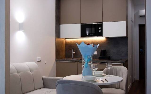 Apartment 24 with pool view