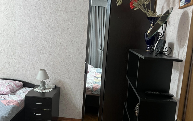 Na Vorovskogo 49 u muzeya Flat