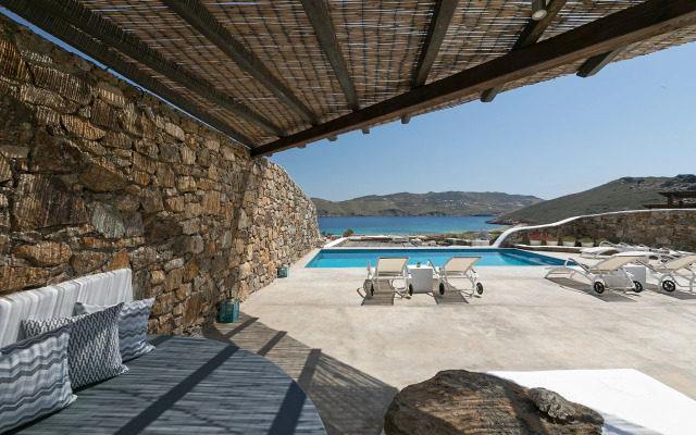 Mykonos Panormos Villas Hotel