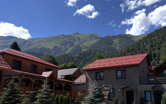 Dykhanie Gor Recreation Camp