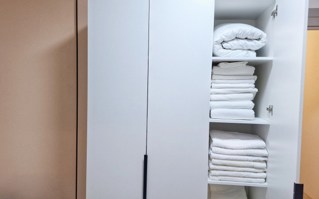 Апартаменты для большой семьи или компании в командировке с видом на Уральские горы