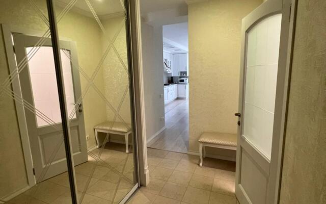 Апартаменты Острякова 244