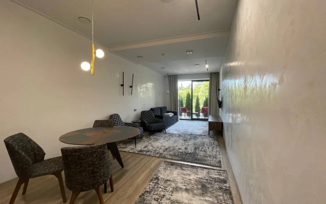 Апартаменты Уютные апартаменты с бассейном