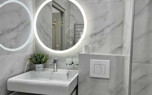 V Samom Serdtse Adlera Flat