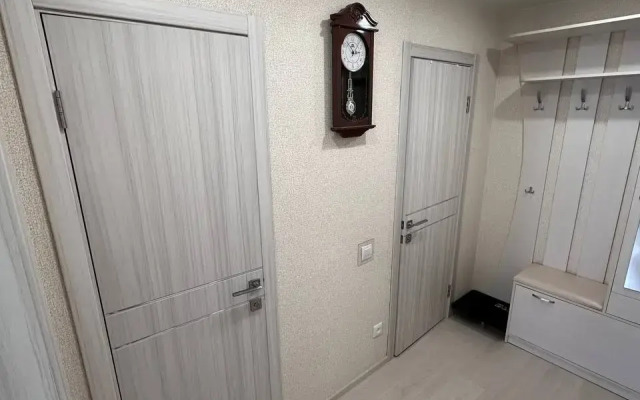 Novaya Zhdet Vas Flat