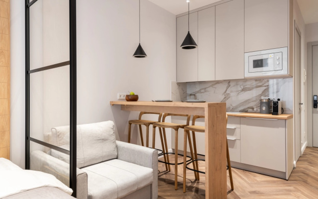 "Deluxe with Bar Counter" in Modern Design Apartments near Dinamo Metro