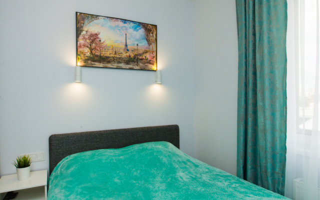 ZhK Lyubov' I Golubi 12/1 Apartments
