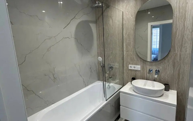 Na Prospekte Dzerzhinskogo Apartments