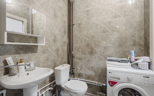 Квартира Стильная Новая Студия у Торгового Центра