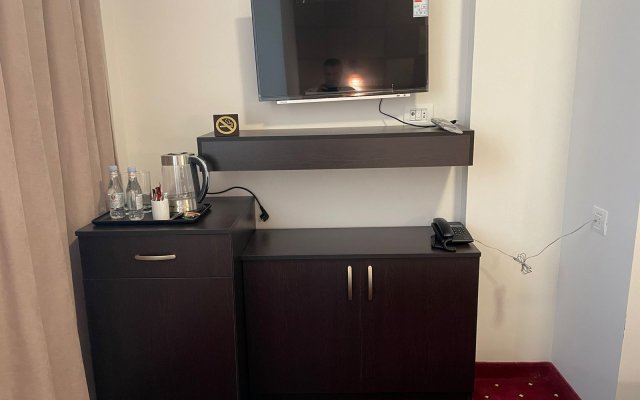 Отель Anga Yerevan Hotel