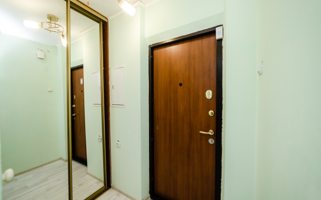 Na Lomonosovskom Prospekte 41 Flat
