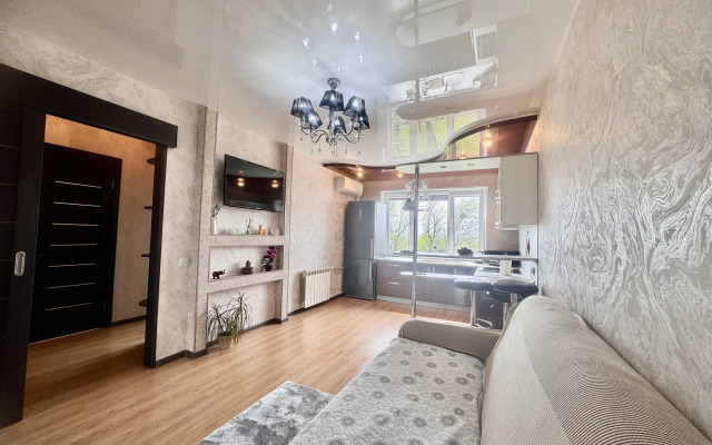 Uyutnaya Yevrodvushka V Tsentre Flat