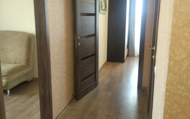 Квартира Двухкомнатная рядом с Монастырем