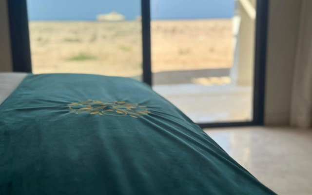 Al Sawadi Beach Resort & Spa