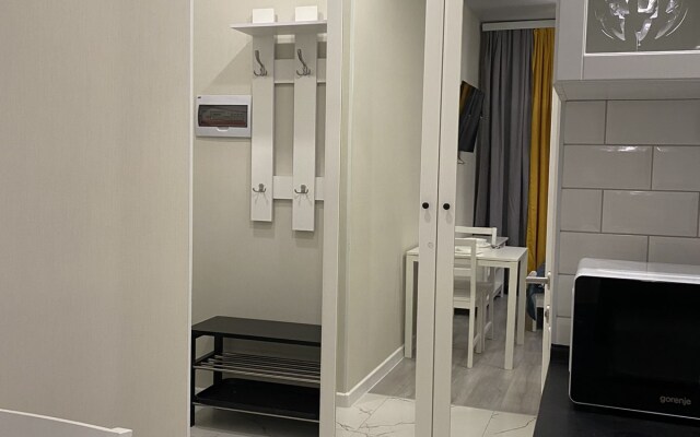 U Metro Tushinskaya Apartments