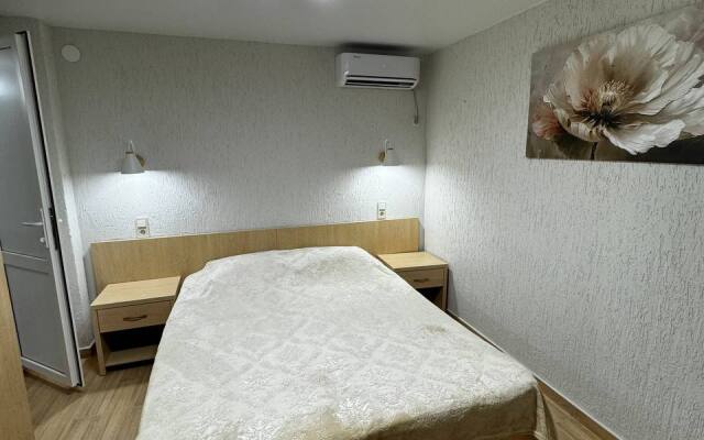 Otdykh u Gundy Furnished Rooms