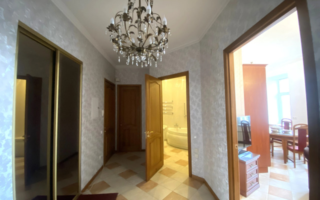 Апартаменты с Видом на Фонтанку