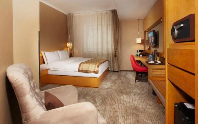 Ramada by Wyndham Ulaanbaatar Citycenter Hotel