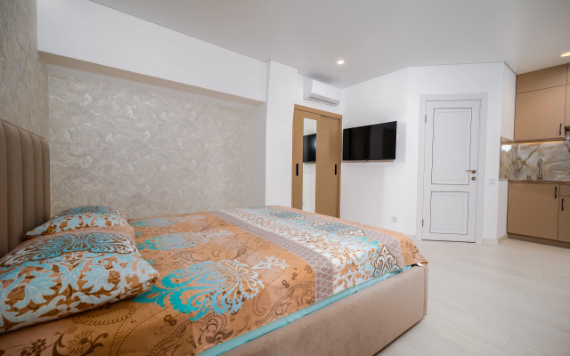 V Tsentre Yalty Apartments