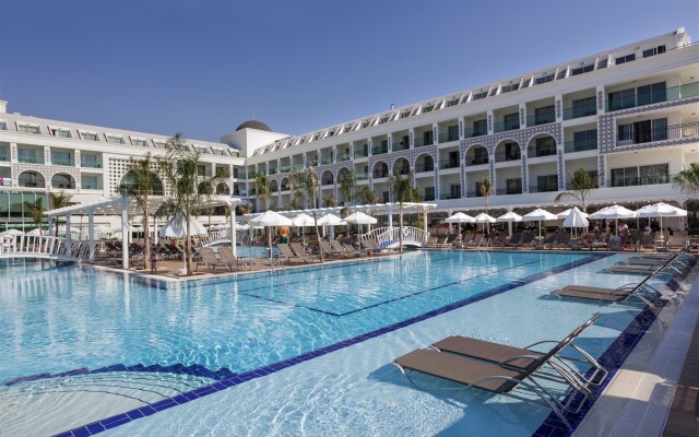 Karmir Resort  & SPA Hotel