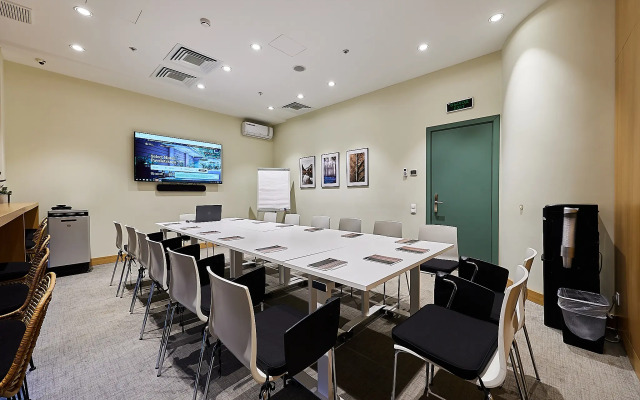 Paveletskaya Select Hotel