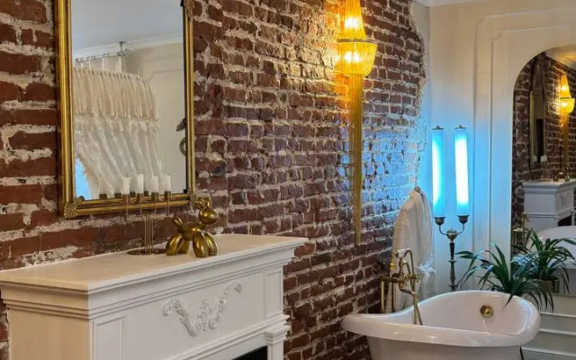 Studiya U Kremlya Flat