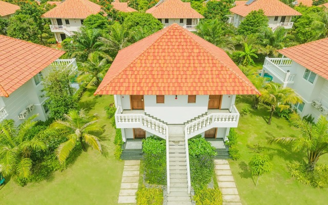 Mercury Phu Quoc Resort & Villas Hotel