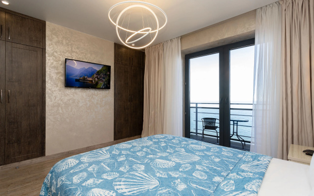 Квартира с Видом на Море