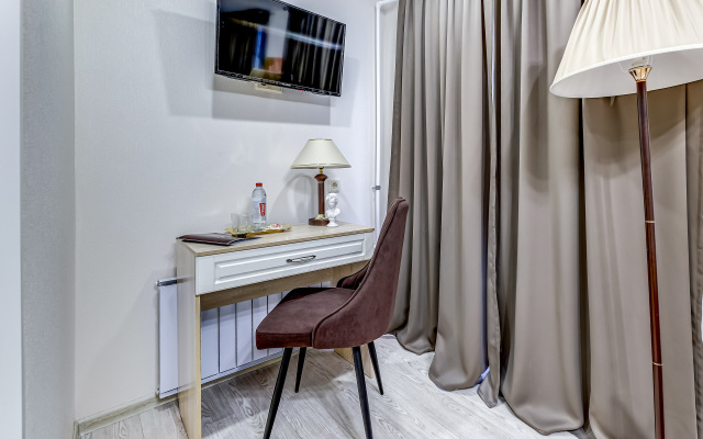 Mini-Hotel Living Quarters