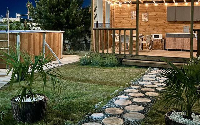 Podsolnuh Village Guest House