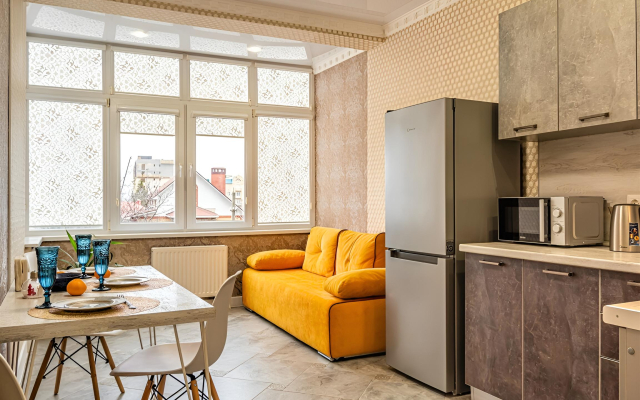 V Tsentre Goroda Apartment